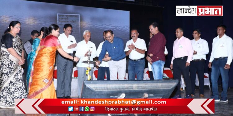 पाणंदतर्फे पुरस्कार वितरण आणि नली नाटकाच्या प्रयोगाचे सादरीकरण