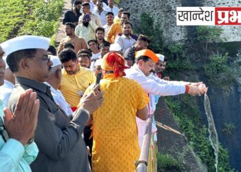 आनंद वार्ता : गारबर्डी धरण भरल्याने व्यक्त केली कृतज्ञता, जलपूजन करून मानले ‘सुकी’माईचे आभार