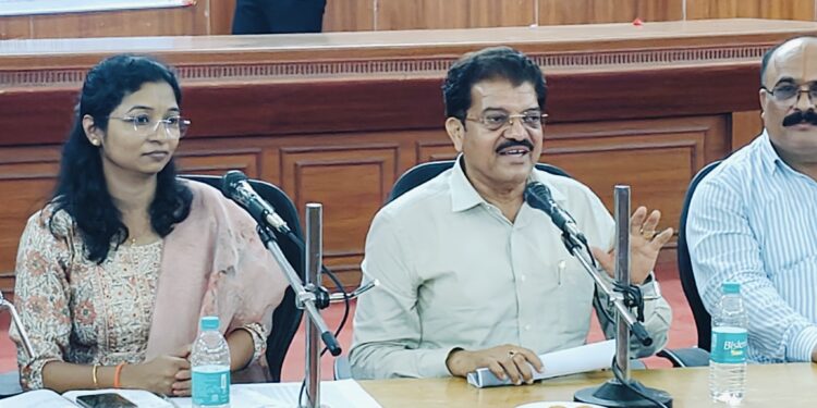 “मुख्यमंत्री माझी लाडकी बहिण” योजनेसंदर्भात अंगणवाडी सेविकांची बैठक