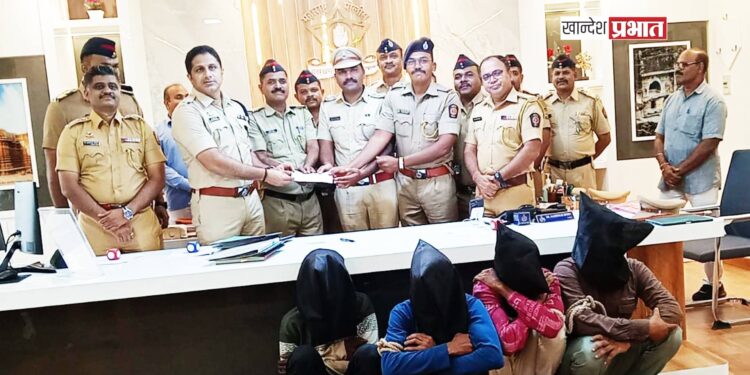 अडावद येथील प्रौढाच्या खुनप्रकरणी चौघांना अटक