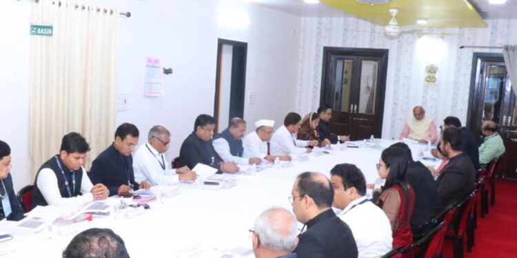 जळगाव ‘गोल्ड क्लस्टर’ करण्यासाठी प्रयत्न करावा – राज्यपाल सी. पी. राधाकृष्णन