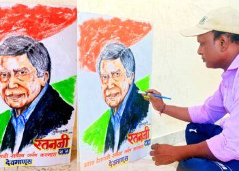 रतन टाटा यांचे मिठापासून चित्र काढून दिली अनोखी श्रद्धांजली