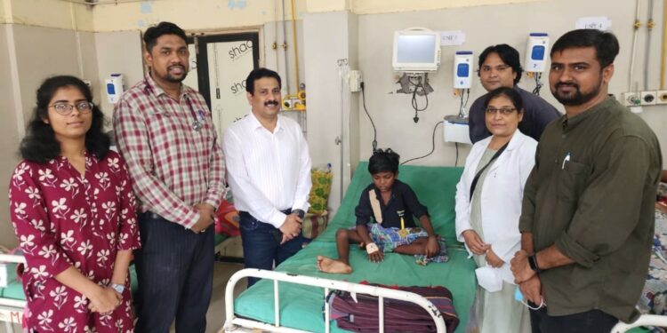 जीवघेण्या वेदनांपासून ११ वर्षीय मुलाला दिलासा