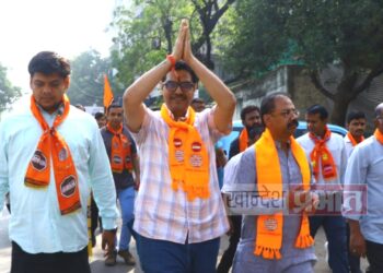 डॉ.अनुज पाटील यांचा प्रचार सुरू ; शहरातील डॉक्टरांचा सहभाग..