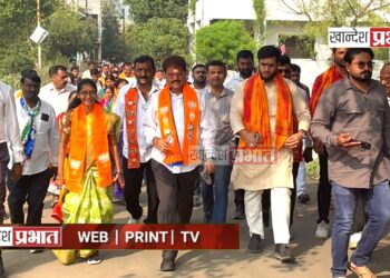 भगवाननगरात फुलांच्या रांगोळ्या काढून आ. राजू मामांचे स्वागत