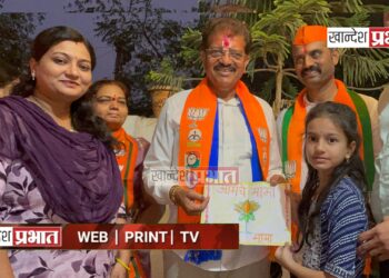 ‘विजयी भव’चे ग्रीटिंग कार्ड देऊन चिमुरडीचे अनोखे प्रेम