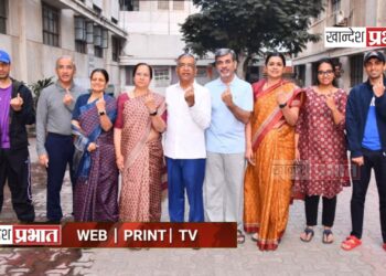 अशोक जैन यांच्यासह जैन परिवाराने बजावला मतदानाचा हक्क