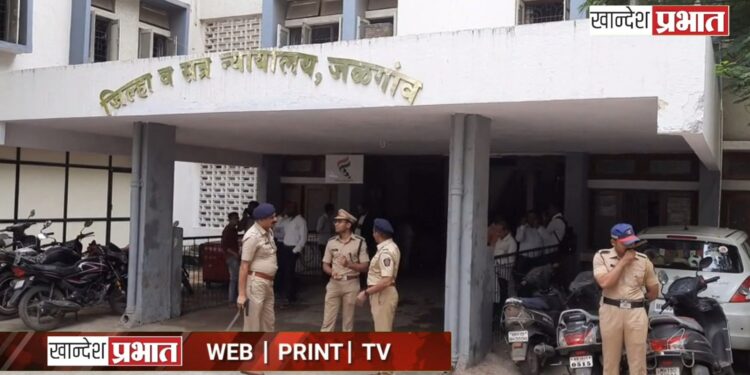 अल्पवयीन मुलगी लैंगिक अत्याचार केल्याने झाली गर्भवती, तरुणाला १० वर्षे शिक्षा