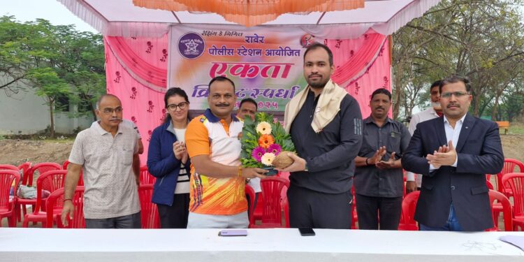 सामाजिक सौहार्द जपण्यासाठी रावेर पोलीस ठाण्याचा अभिनव उपक्रम