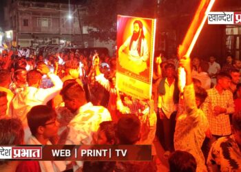 संत रोहिदास महाराजांच्या जयंती उत्सवानिमित्त मिरवणुकीत जल्लोष