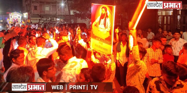 संत रोहिदास महाराजांच्या जयंती उत्सवानिमित्त मिरवणुकीत जल्लोष