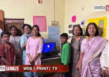 चांदोरकर प्रतिष्ठान कडून आनंदघरला कॉम्प्युटर भेट