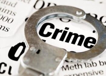 रस्त्यावरून जाताना व्यापाऱ्याची पावणेदोन लाखांची रोकड लंपास