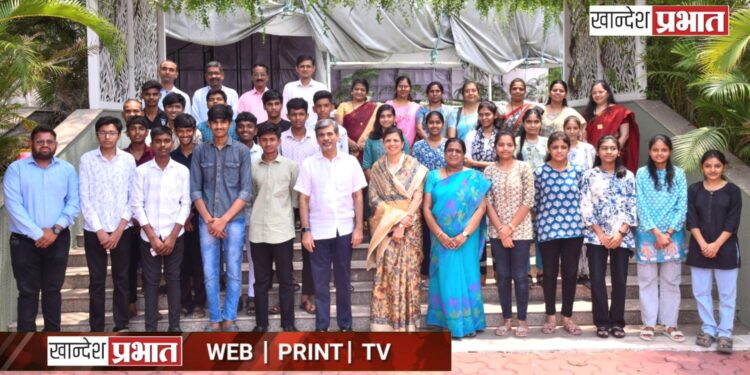 विद्यार्थ्यांनी शिस्त, सातत्य आणि त्याग तीन गोष्टी कायम अंगिकाराव्या.. – अतुल जैन