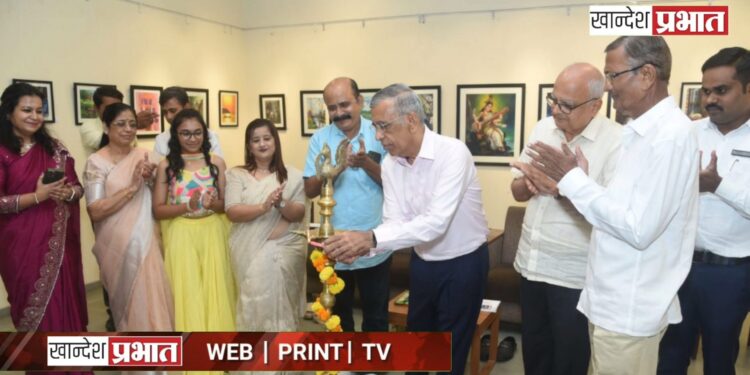 मन प्रसन्न करणारी सानिका भन्साळी यांची चित्रे: अशोक जैन यांच्या हस्ते प्रदर्शन उद्घाटन