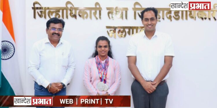 जळगावच्या कोमल भाकरेची राष्ट्रीय पॉवरलिफ्टिंगमध्ये सुवर्ण-रौप्य पदकांसह चमकदार कामगिरी