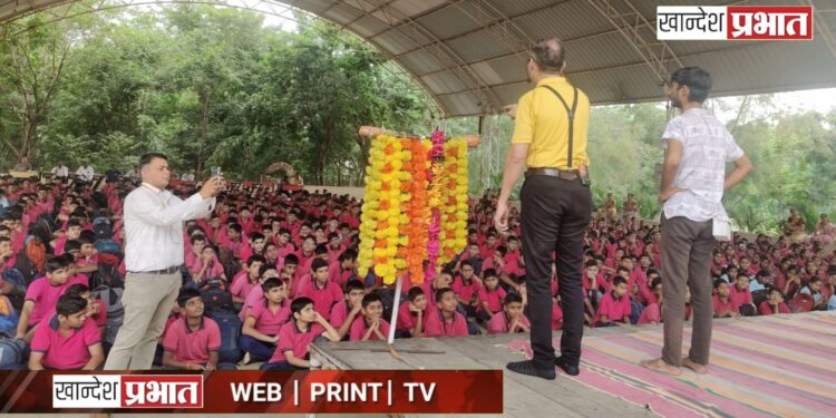 शानबाग विद्यालयात ‘गाईड’ एकांकिकेतून विद्यार्थ्यांना विठ्ठल वारीचा भावस्पर्शी अनुभव