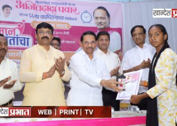 विद्यार्थ्यांना समाजासाठी कार्य करण्याचं आवाहन : माजी मंत्री गुलाबराव देवकर