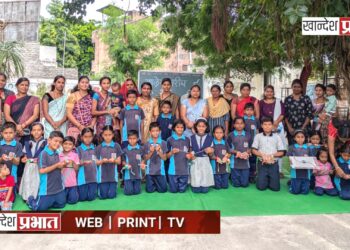 संत ज्ञानेश्वर विद्यालयात तिरंगा राखी स्पर्धा; पालक-विद्यार्थ्यांनी दाखवली कला