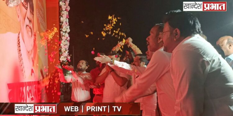 ‘हिंदुहृदयसम्राट’ बाळासाहेब ठाकरे यांना जळगावात शिवसैनिकांचे ‘स्मृती अभिवादन’!