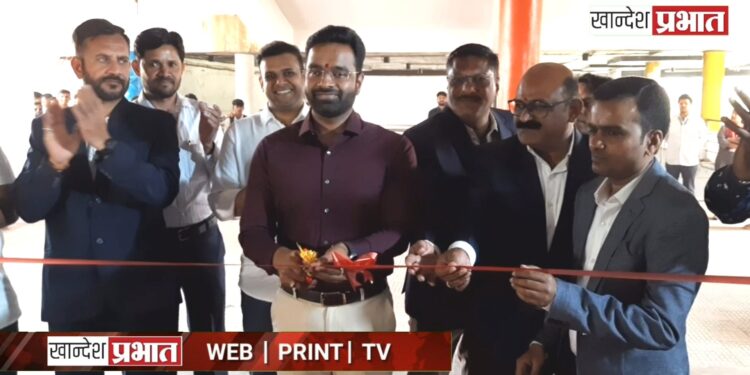 जळगावच्या ‘आयटी एक्स्पो’मध्ये एआय तंत्रज्ञानाचे दर्शन; जिल्हाधिकारी रोहन घुगे यांच्या हस्ते शानदार उद्घाटन