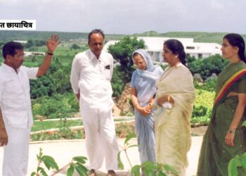 आशाताईंच्या सुरांनी जपली निसर्गाची कोमलता आणि मातीशी नाळ!