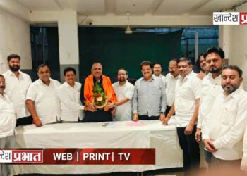 विधान परिषद निवडणूक : महायुतीचे उमेदवार नंदकिशोर महाजन यांनी घेतली शिवसेना नगरसेवकांची सदिच्छा भेट