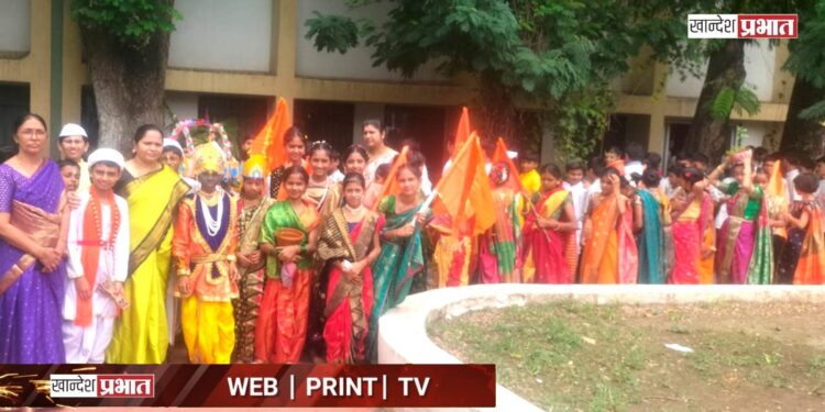 विठ्ठलनामाच्या गजरात अनुभूती स्कूलमध्ये आषाढी एकादशी उत्साहात