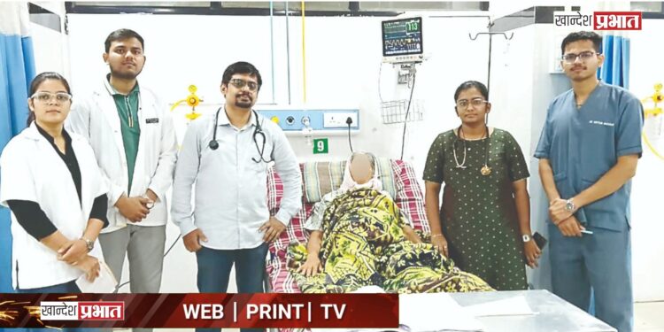 डॉ. उल्हास पाटील रुग्णालयात ७२ वर्षीय महिलेवर पामीची यशस्वी शस्त्रक्रिया