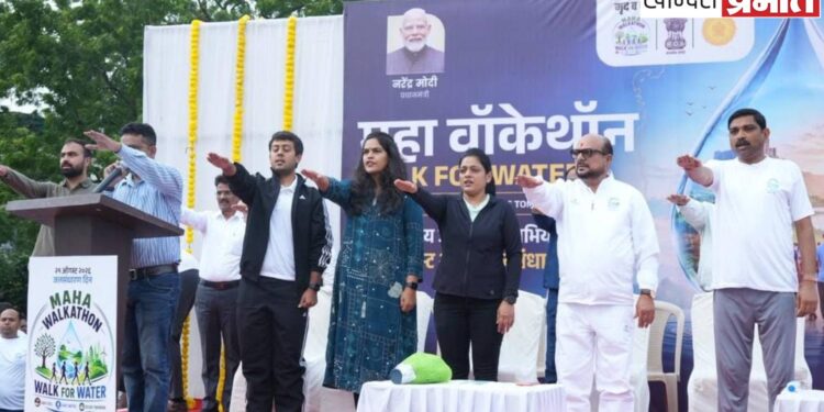 वाहून जाणारा पाण्याचा प्रत्येक थेंब अडवा; जलसंधारणाला लोकचळवळीचे स्वरूप द्या