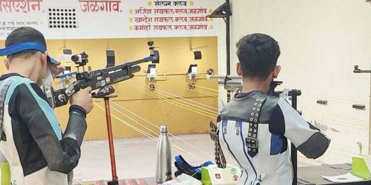 रायफल शूटिंग स्पर्धेत आदित्य सोनवणेचे सुवर्ण; यश विभागीय स्पर्धेसाठी नाशिक येथे निवड