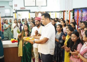 गोदावरी नर्सिंग वसतिगृहात श्री गणेश मूर्तीची प्राणप्रतिष्ठा उत्साहात; विद्यार्थिनींचा भक्तिभावाने सहभाग
