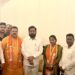 भुसावळच्या राजकारणाला नवे वळण; अनिल चौधरी, नगराध्यक्षा गायत्री भंगाळे, निखिल चौधरी शिवसेनेत