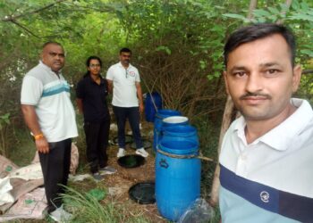 गिरणा नदीकाठी अवैध गावठी हातभट्टीवर धाड; ३० हजारांचे रसायन जागीच नष्ट