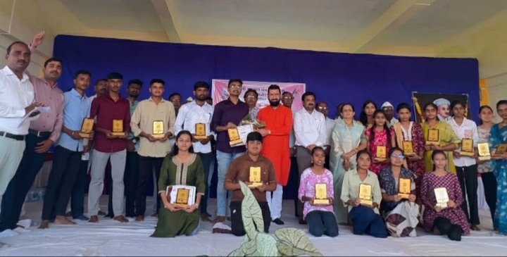 जामनेर येथे तेली समाज पंच मंडळातर्फे विद्यार्थी गुणगौरव सोहळा उत्साहात संपन्न