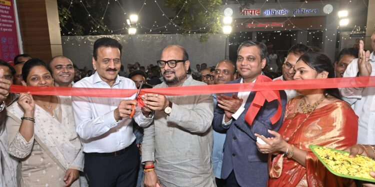 शिल्प हॉस्पिटल आणि खानदेश प्लॅटिनम हॉस्पिटलचे दिमाखात उद्घाटन