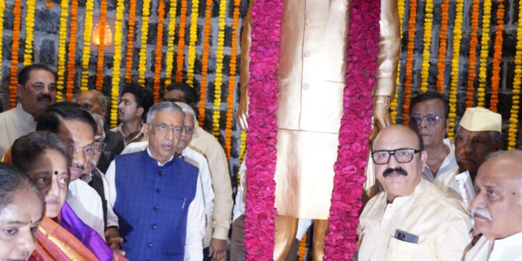 सिंचन क्षेत्रातील दूरदृष्टी असलेले नेते म्हणजे अजितदादा! – अशोक जैन